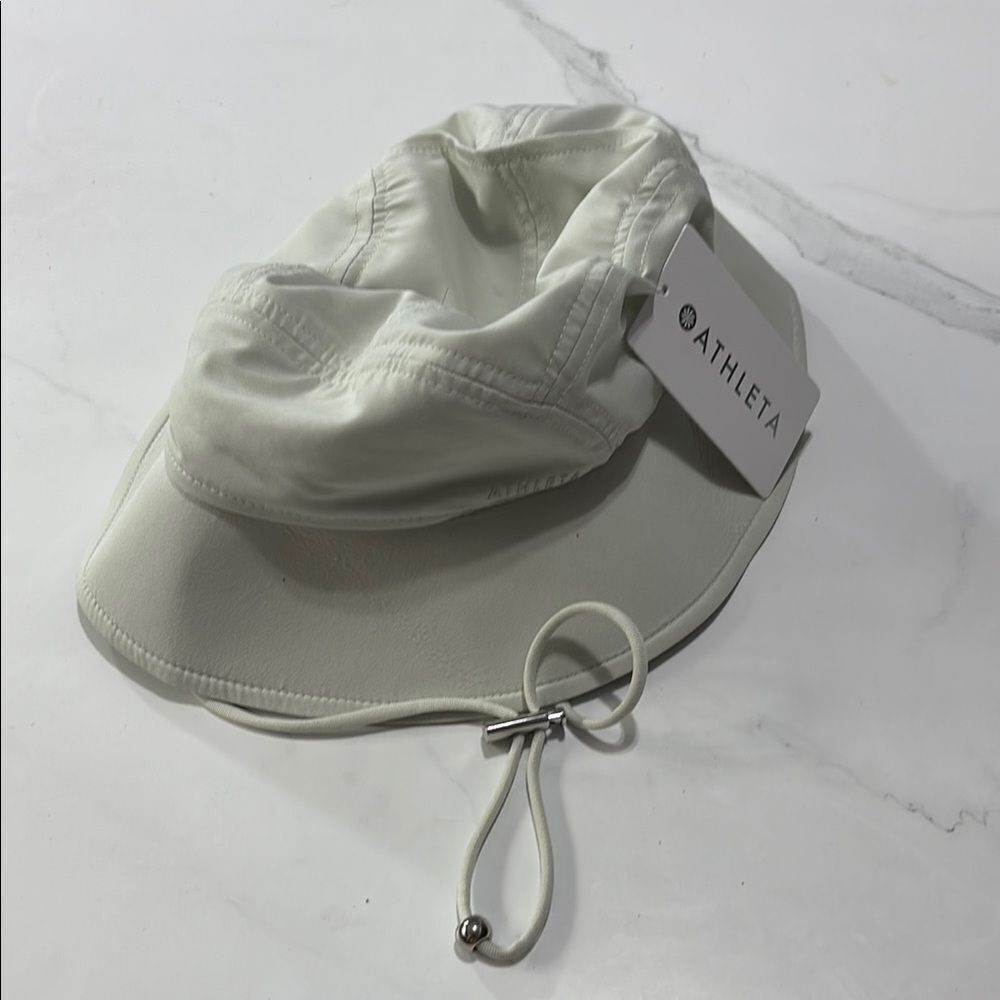 Athleta Cream Bucket Hat